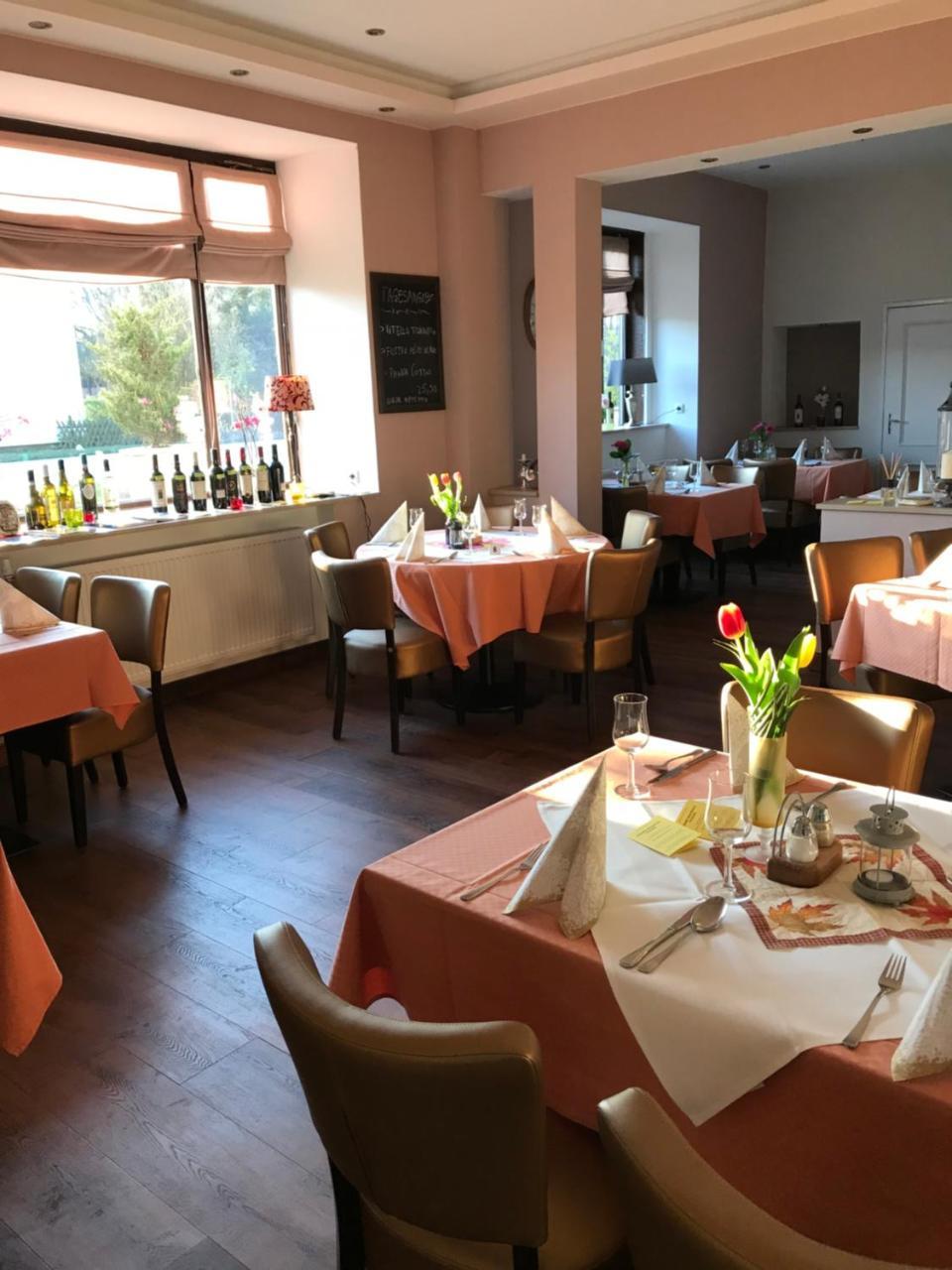 Teramo Restaurant Hotel Muehlenstein Bienenbuettel Екстер'єр фото
